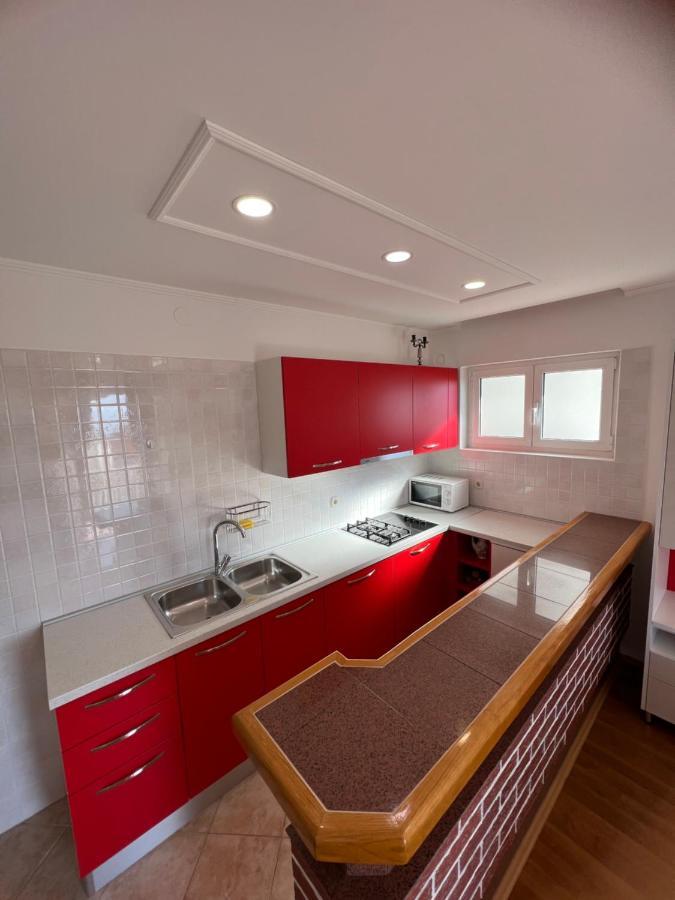 Apartments Jurisic 바스카보다 외부 사진